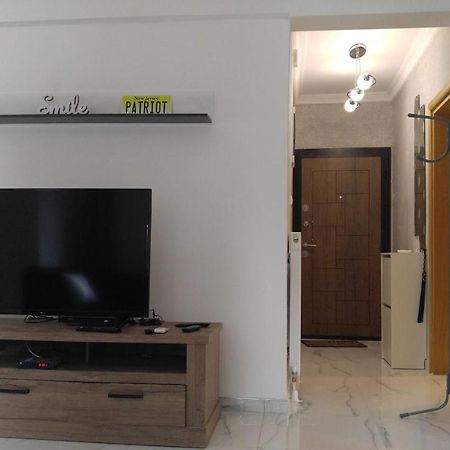 New!90Sqm10Minairport2Bedrooms เทสซาโลนิกิ ภายนอก รูปภาพ