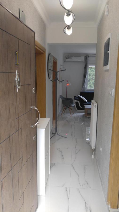 New!90Sqm10Minairport2Bedrooms เทสซาโลนิกิ ภายนอก รูปภาพ